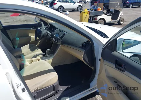 2009 Hyundai Sonata Gls from USA, damaged, VIN 5NPET46C29H554808